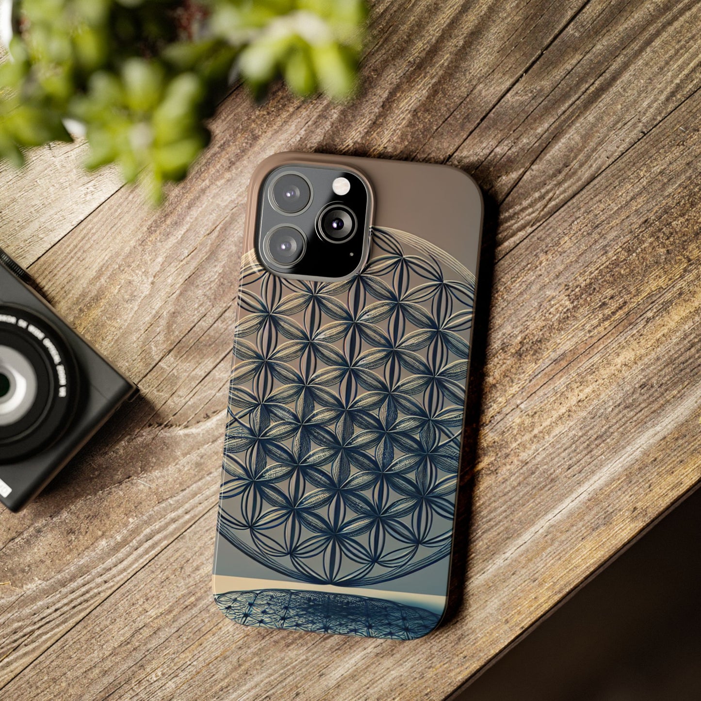 Geometric Slim Phone Case - Elegant Design for Minimalist Style