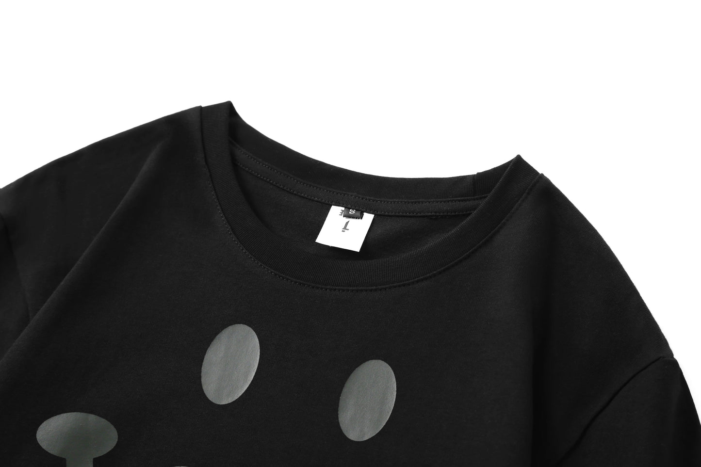 YeT007 Smiley Face Tee