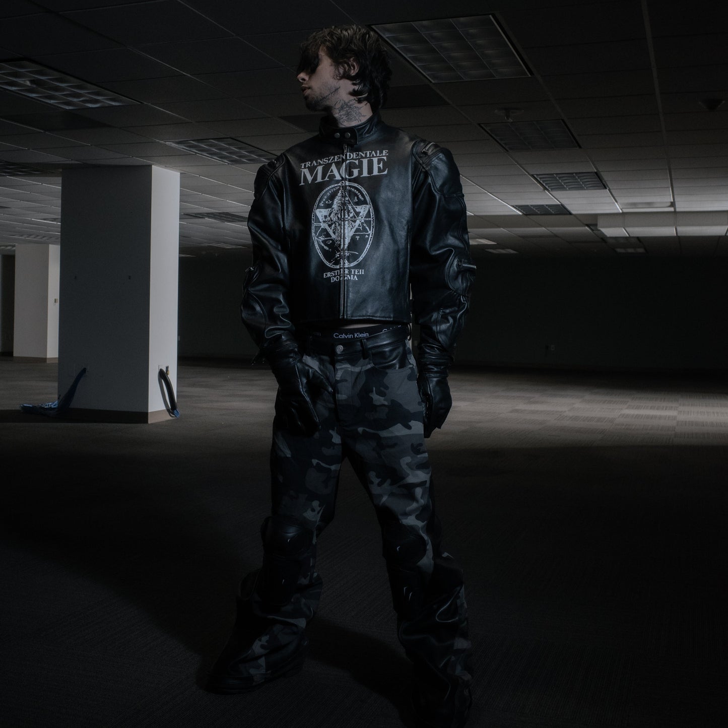 BL MAGIE LEATHER PADDED JACKET W/ SOFTENED DETACHABLE GLOVES