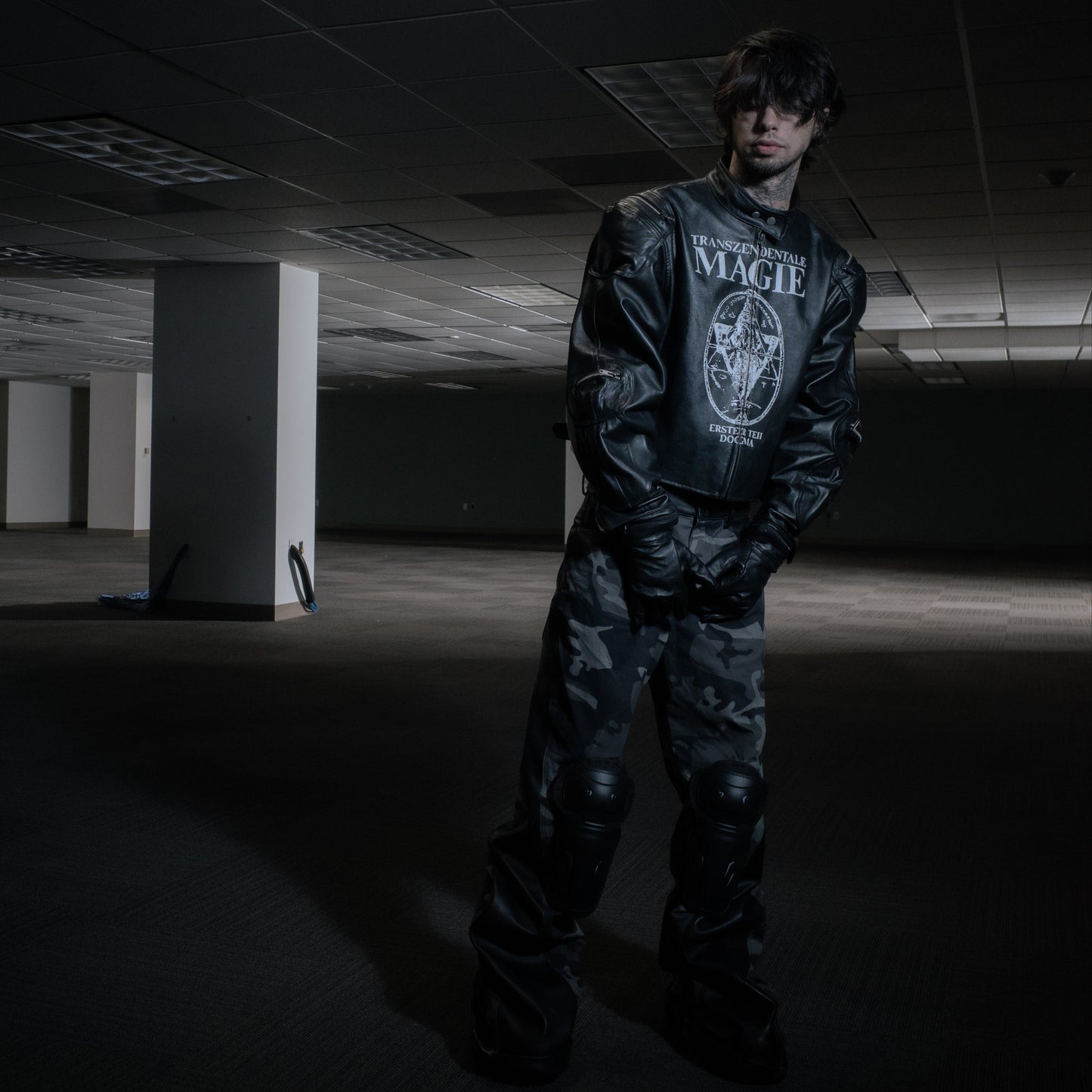 BL MAGIE LEATHER PADDED JACKET W/ SOFTENED DETACHABLE GLOVES